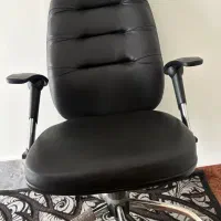 صندلی اداری چرخ دار