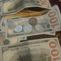 فروش سکه دوریالی ویک ریالی زرد رنگ جمهوری