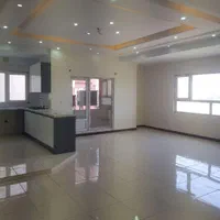 119متر/ حیاط دار/ برج بام ری/ کلیدنخورده/ط اول فول