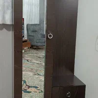 جاکفشی،جالباسی آینه دار