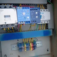 برقکار صنعتی ساختمان|خدمات پیشه و مهارت|صدرا-فارس, فاز ۱|دیوار