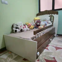 تخت و کمد کودک و نوجوان|تخت و سرویس خواب|شیراز, حافظیه|دیوار