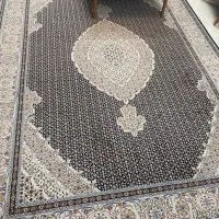 فرش نخ پشم طرح دست بافت