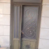 درب و پنجره آهنی