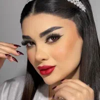تخفیف ۵۰ درصدی میکاپ و شنیون وکل خدمات زیبایی..