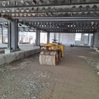 کوبیدن خاک توسط غلطک قلطک اهنی