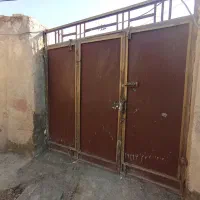 تعدادی درب و پنجره