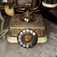 تلفن رومیزی عتیقه