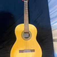 گیتار در حد نو
