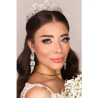 میکاپ و شینیون فقط ۱/۹۰۰
