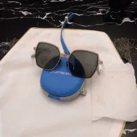 عینک زنانه و مردانه