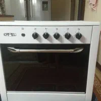 گاز پنج شعله طرح فر صفحه لعابی سفید|اجاق گاز و لوازم برقی پختوپز|شیراز, شهرک بهار|دیوار