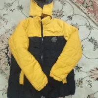 یک عدد کاپشن 2xlمناسب سنین ۱۰تا۱۶سال