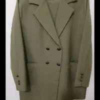 تعدادی مانتو و پالتو و پارچه جهت معاوضه یا فروش|لباس|فردیس, شهرک ارم|دیوار