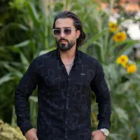 پیراهن|لباس|اراک, |دیوار