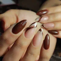 کاشت و خدمات ناخن|خدمات آرایشگری و زیبایی|شیراز, درکی|دیوار