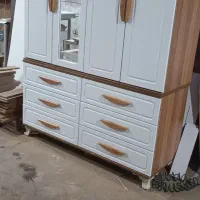 کارگر در کارگاه ام دی آف کاری