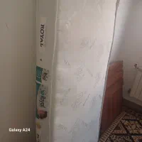 تخت تک نفره به همراه تشک