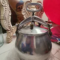 هاونگ و زودپز قدیمی|کلکسیون اشیاء عتیقه|فولادشهر, C8|دیوار