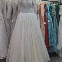 لباس عروس سنگ دوزی شده|لباس|بومهن, |دیوار