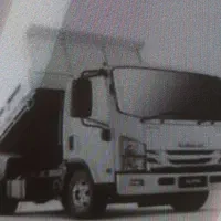 اپراتوردستگاه وخدماتی آقاشرکت دولتی. راننده ایسوزو