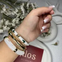 گوشواره و دستبند و انگشتر