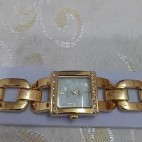 ساعت شیک وخیلی زیبا