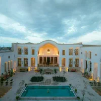 بوم-گردی-یک-خوابه-کاشان-رزرو-قسطی-در-جاباما