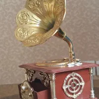 گرامافون دکوری