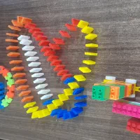 تعدادی اسباب بازی با قیمت توافقی