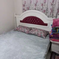 تخت خواب دو نفره همراه با تشک خوشخواب