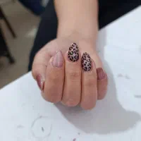 تخفیف کاشت ناخن فقط ۲۸۰