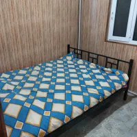 کلبه چوبی تک خواب|اجارهٔ کوتاهمدت ویلا و باغ|شاندرمن, |دیوار