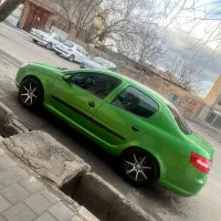 رانا مدل93 سبز فسفری