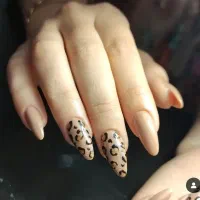 خدمات کاشت و طراحی ناخن|خدمات آرایشگری و زیبایی|شیراز, شهرک امیر کبیر|دیوار