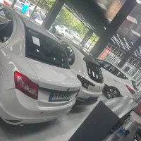 کارگر نمایشگاه