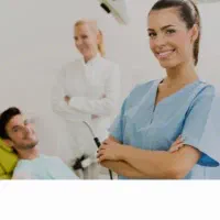 دستیار مطب دندانپزشکی
