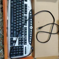 دو عدد کیبورد کاملا سالم و نو زیر قیمت