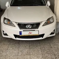 لکسوس 300