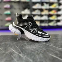 کفش|کیف، کفش، کمربند|سبزوار, قاضی زاد|دیوار