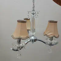 لوستر اتاق خواب|لوستر و چراغ آویز|قم, زنبیل آباد|دیوار