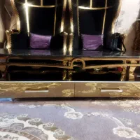 میز تلویزیون و شاه نشین