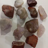 سنگ تزئینی نیم قیمتی