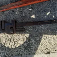 اچار لوله گیر