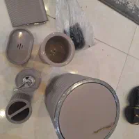جا فرچه و سطل دستشویی