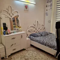 تخت خواب کامل دونفره با میز آرایش وجک آهنی محکم