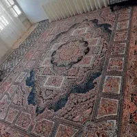 قالی تمیز مرتب یکبار بیشتر شسته نشده