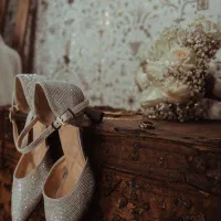 ۵۰ درصد تخفیف اتلیه عروس موج|خدمات پذیرایی، مراسم|شیراز, سینما سعدی|دیوار