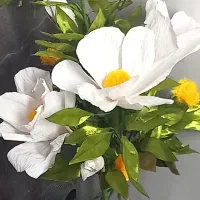 گل های زیبای تزینی با کاغذ کشی و روبان