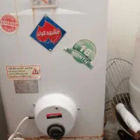 فروش 4 عدد پرده عمودی و یک ابگرمکن برقی